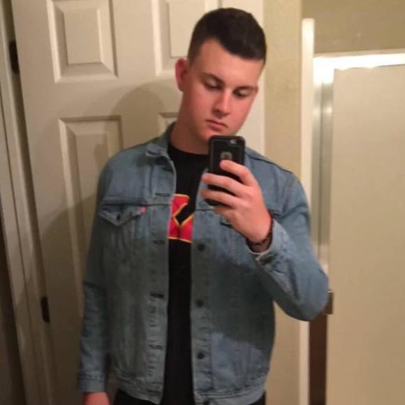 Meet your Posher, Miles - Picture 1 of 1